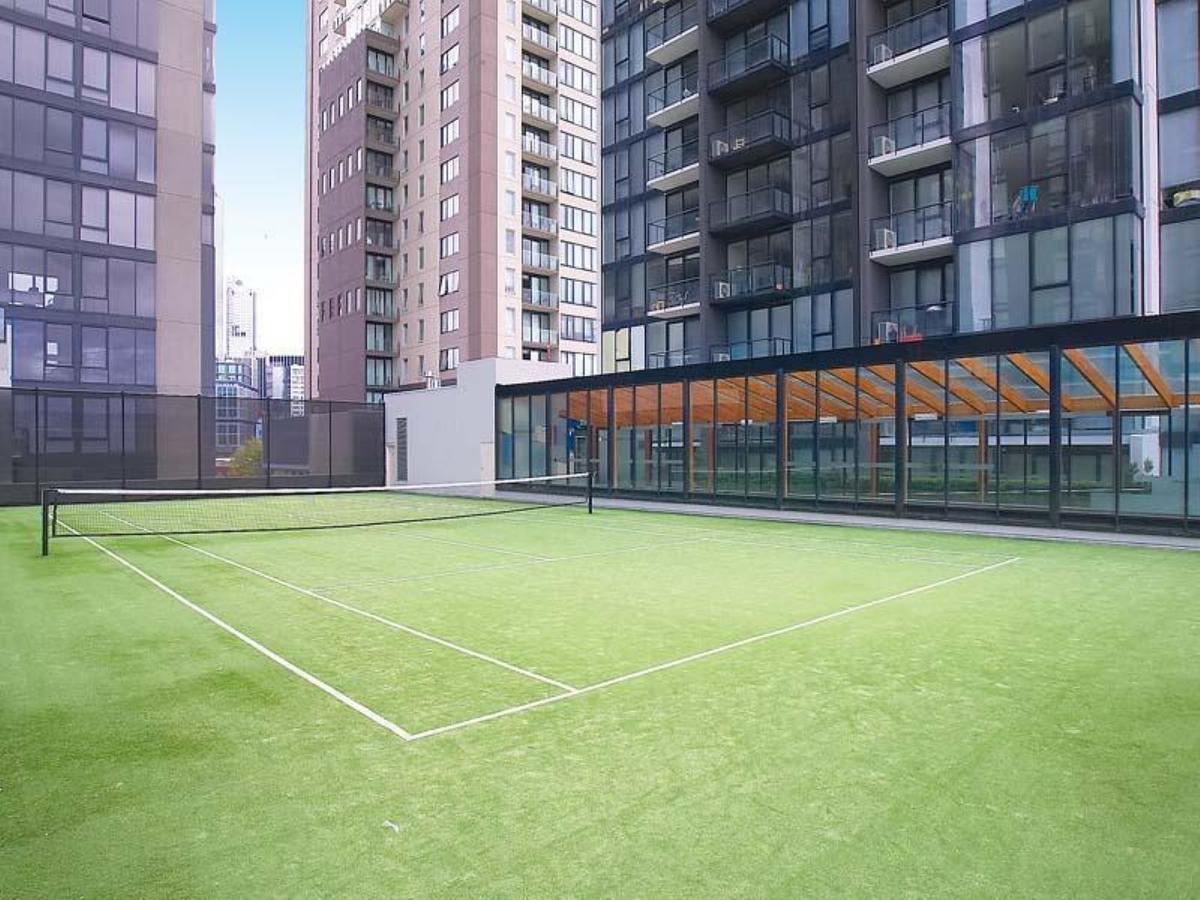 Readyset Apartments At Sentinel Melbourne Exterior foto